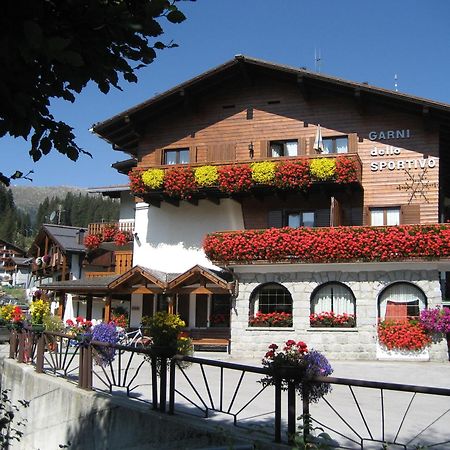 Hotel Garni Dello Sportivo Madonna di Campiglio Exterior foto
